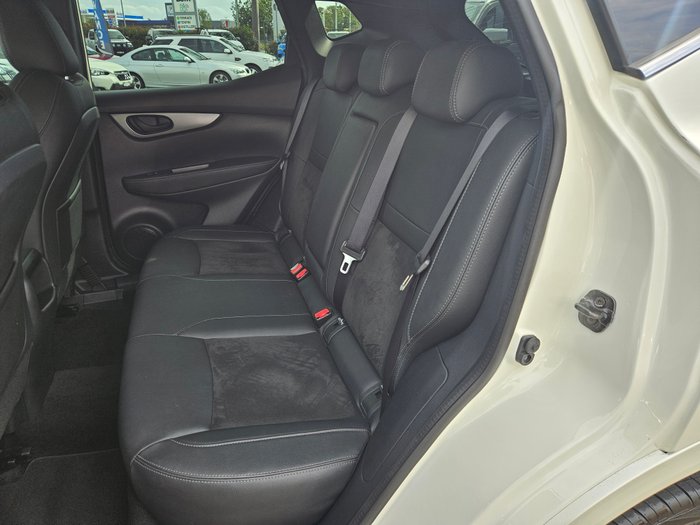 2020 Nissan QASHQAI Midnight Edition