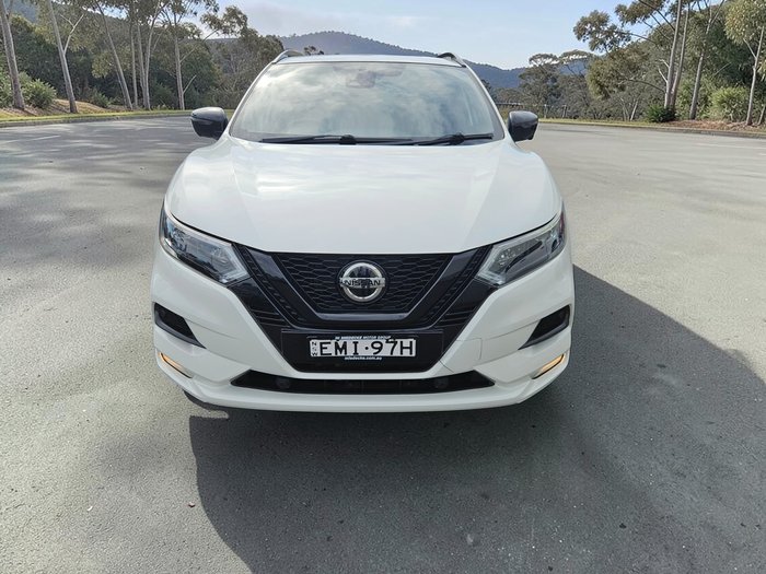 2020 Nissan QASHQAI Midnight Edition