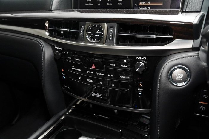 2015 Lexus LX 570