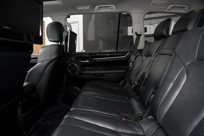 2015 Lexus LX 570