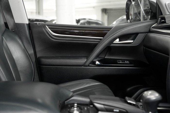 2015 Lexus LX 570