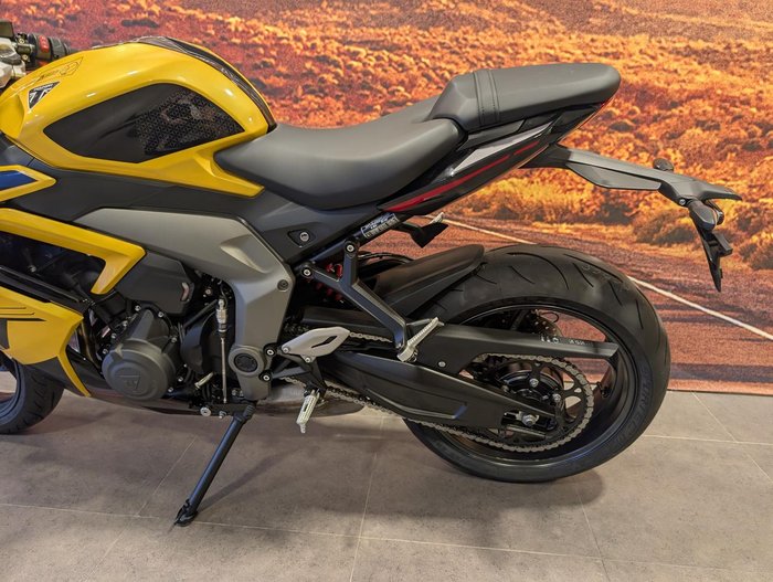 2026 Triumph Daytona 660 LAMS Daytona Yellow