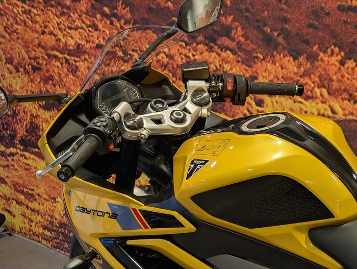 2026 Triumph Daytona 660 LAMS Daytona Yellow