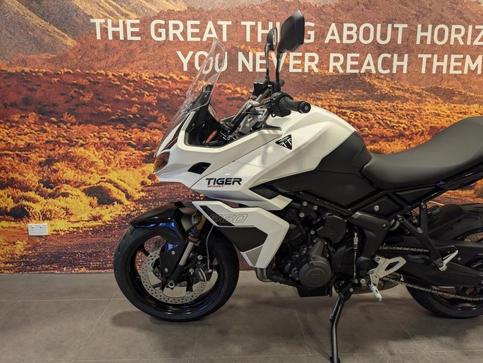 2026 Triumph Tiger Sport 660 Tiger White