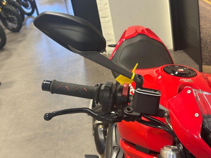 2020 Ducati Monster 821 Monster Red