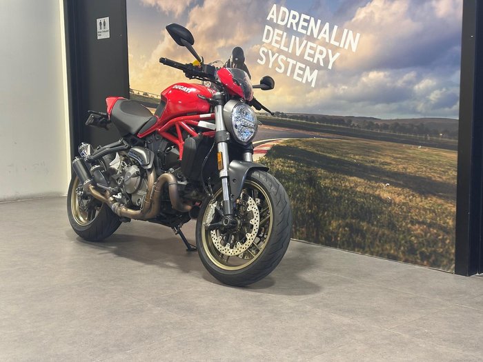 2020 Ducati Monster 821 Monster Red