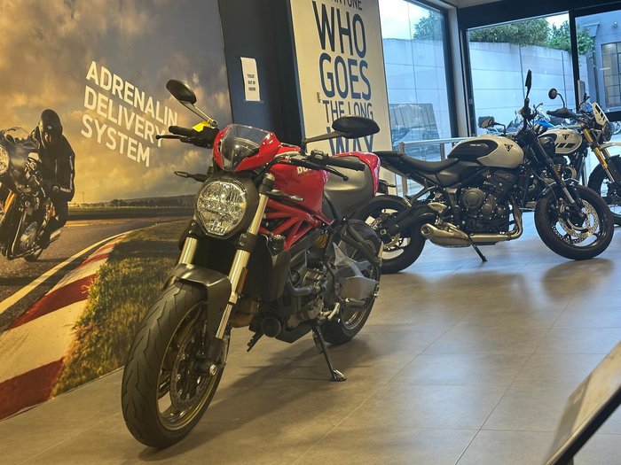 2020 Ducati Monster 821 Monster Red