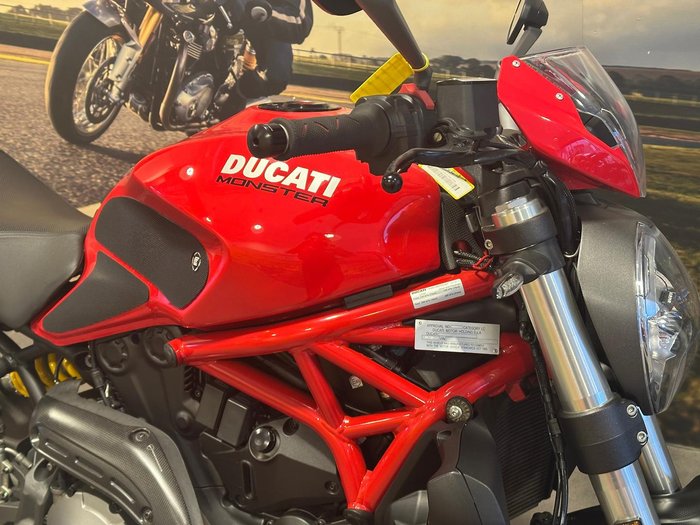2020 Ducati Monster 821 Monster Red