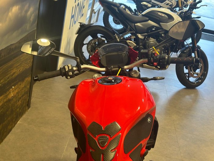 2020 Ducati Monster 821 Monster Red