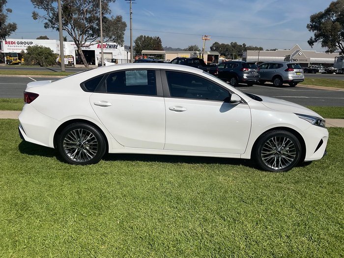 2024 Kia Cerato Sport+