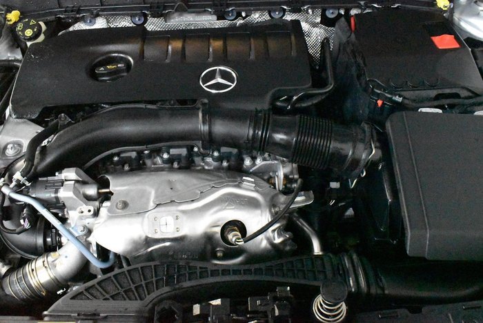 2021 Mercedes-Benz GLB-Class GLB250