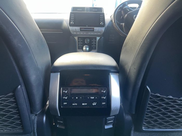 2020 Toyota Landcruiser Prado Kakadu GDJ150R 4X4 Dual Range BLACK