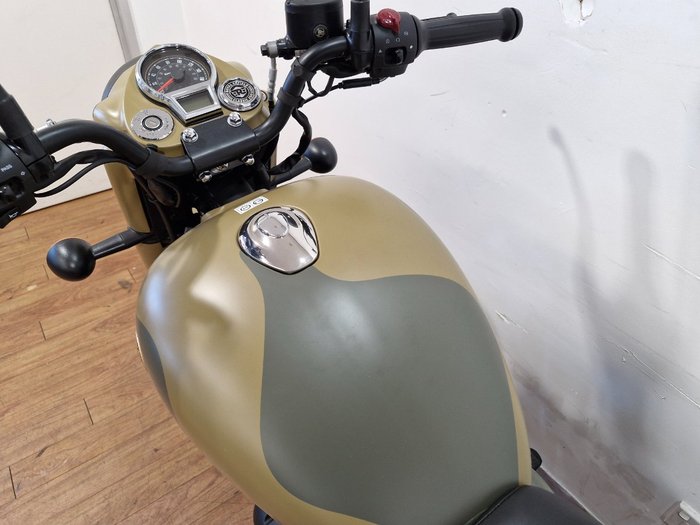 2025 Royal Enfield CLASSIC 350 SIGNALS GREEN