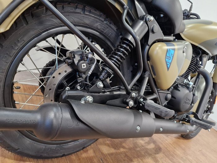 2025 Royal Enfield CLASSIC 350 SIGNALS GREEN