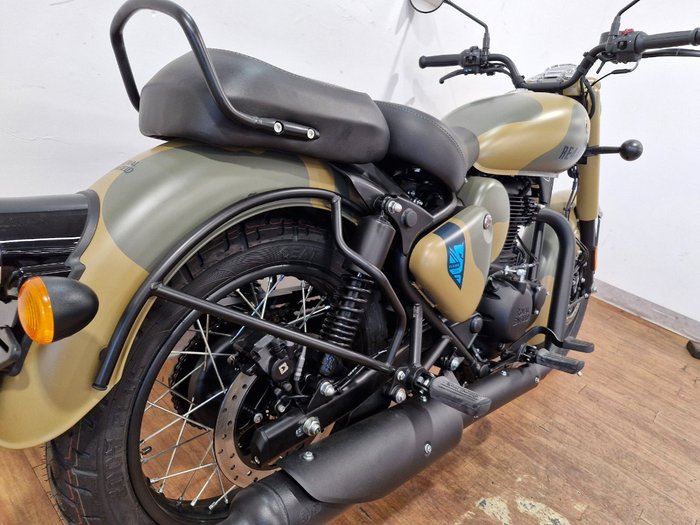 2025 Royal Enfield CLASSIC 350 SIGNALS GREEN