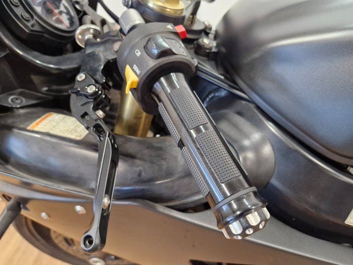 2004 Suzuki GSX-R750 Black