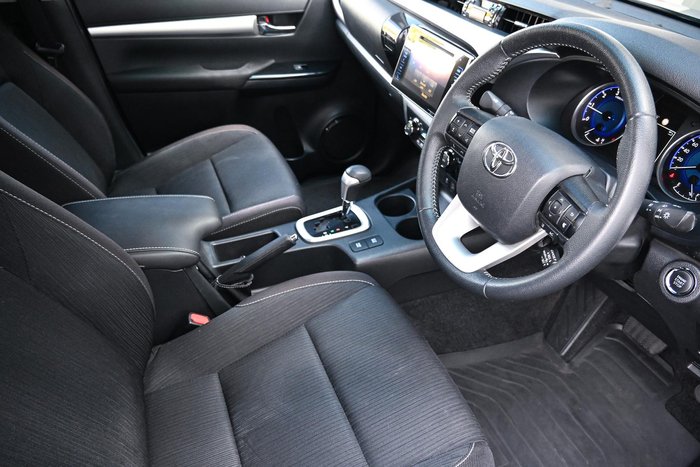 2019 Toyota Hilux SR5