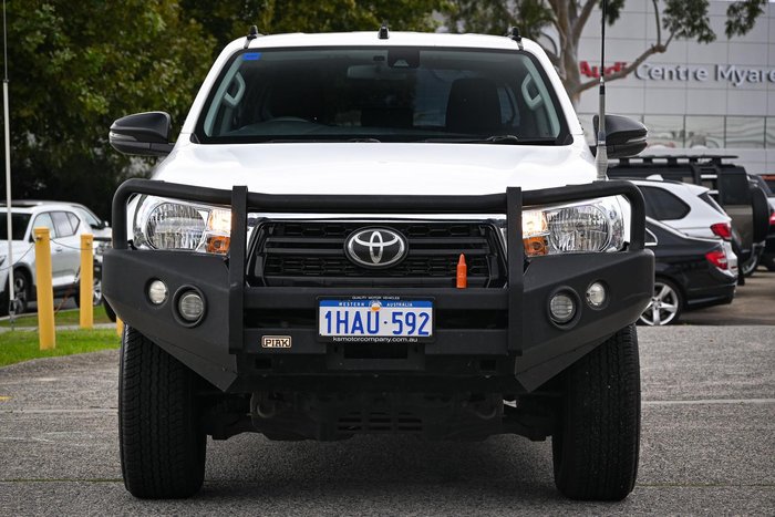2020 Toyota Hilux SR