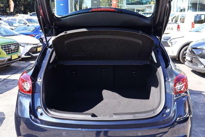 2018 Mazda 3 SP25
