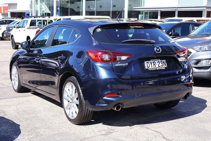 2018 Mazda 3 SP25
