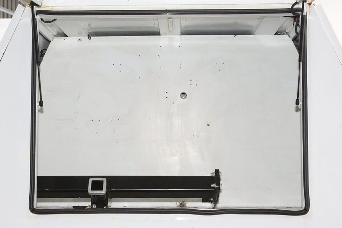 2021 Isuzu D-MAX LS-M