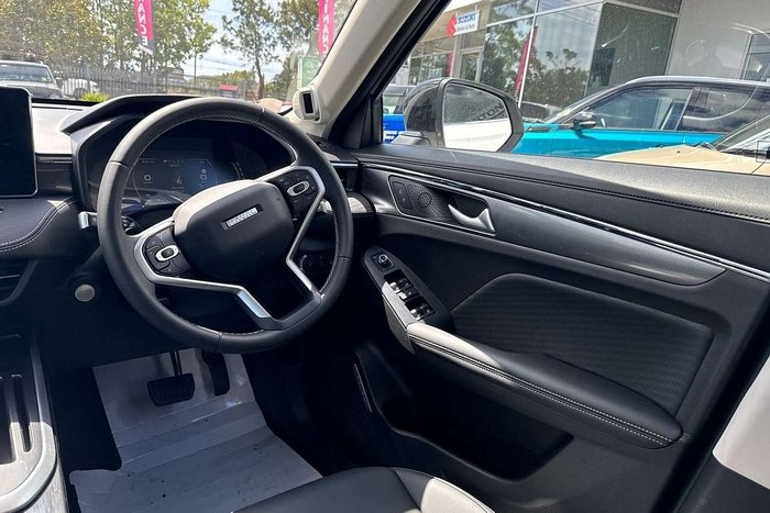 2026 GWM Haval Jolion Lux Hybrid A02 Hamilton White (9C01)