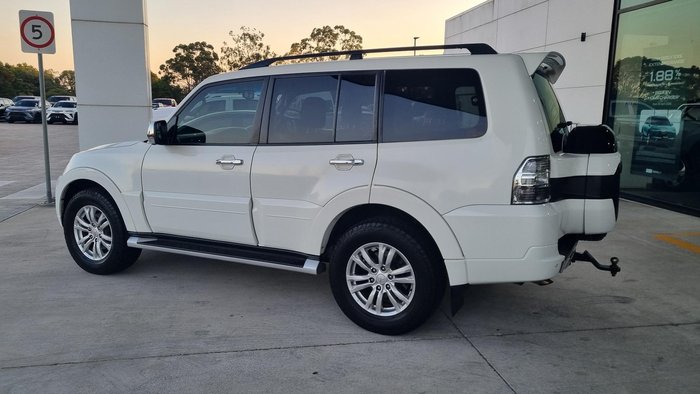 2017 Mitsubishi Pajero GLX
