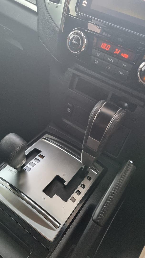 2017 Mitsubishi Pajero GLX