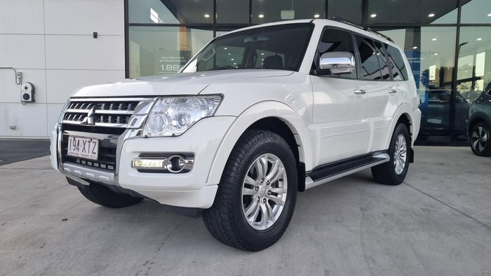 2017 Mitsubishi Pajero GLX