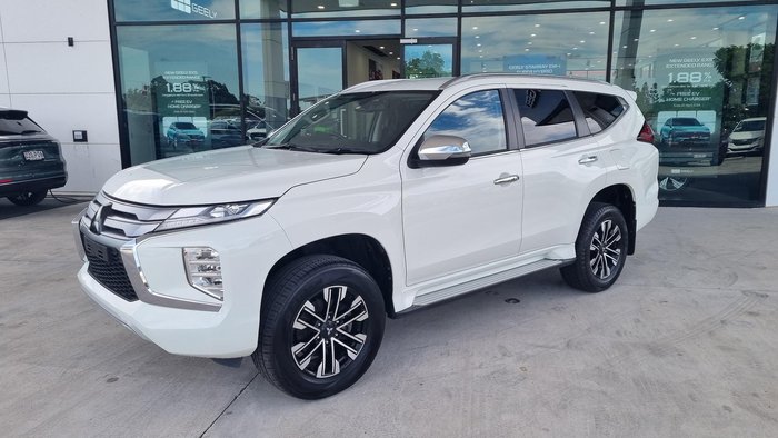 2022 Mitsubishi Pajero Sport GLS