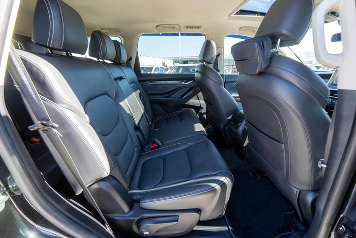 2021 LDV D90 Executive
