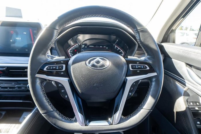 2021 LDV D90 Executive