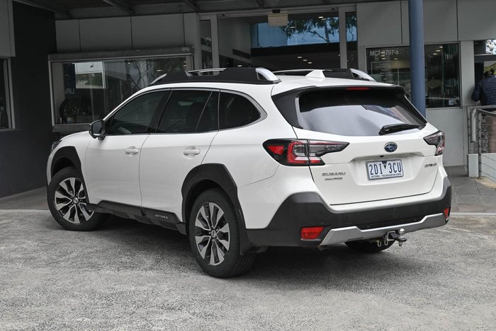 2023 Subaru Outback AWD Touring