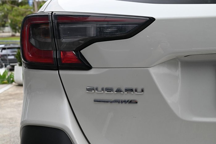 2023 Subaru Outback AWD Touring