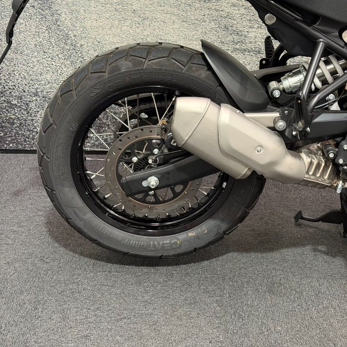 2025 Royal Enfield HIMALAYAN 450 Brown