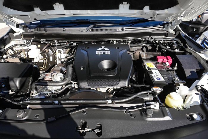 2022 Mitsubishi Pajero Sport GLS