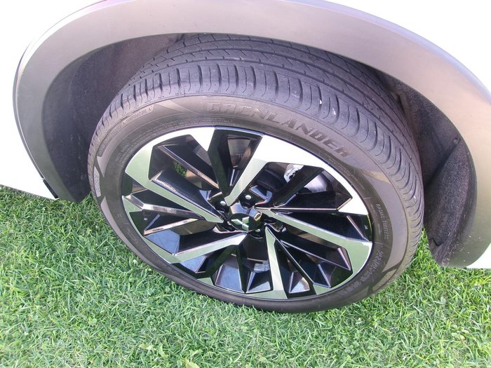 2022 Mitsubishi Outlander Exceed