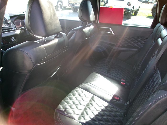 2022 Mitsubishi Outlander Exceed
