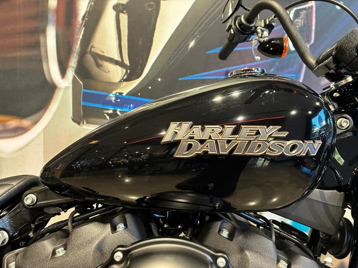 2019 Harley-Davidson Street Bob 107 (FXBB) Softail Black