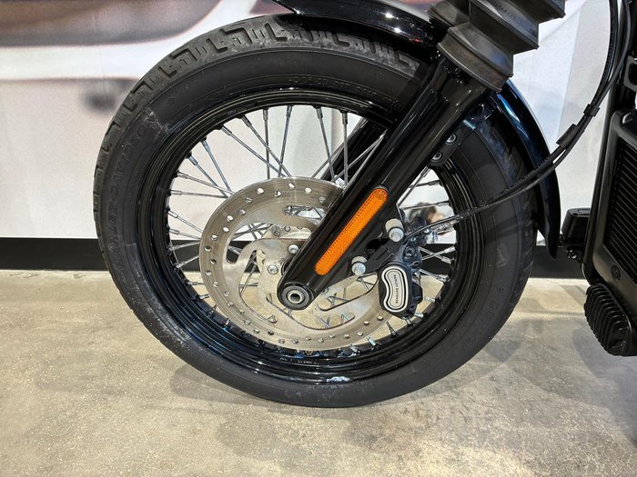 2019 Harley-Davidson Street Bob 107 (FXBB) Softail Black