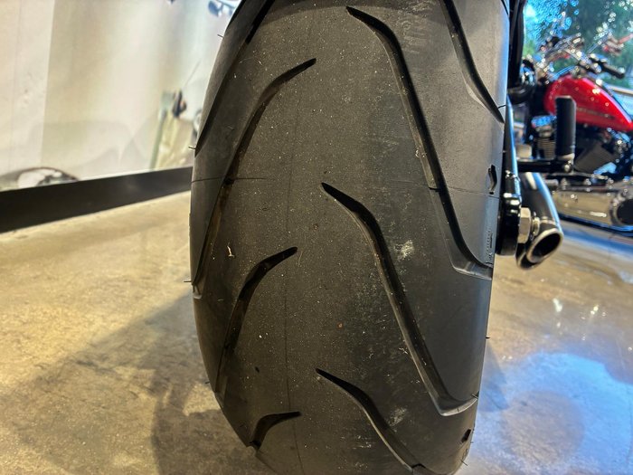 2019 Harley-Davidson Breakout 114 (FXBRS) Softail Black