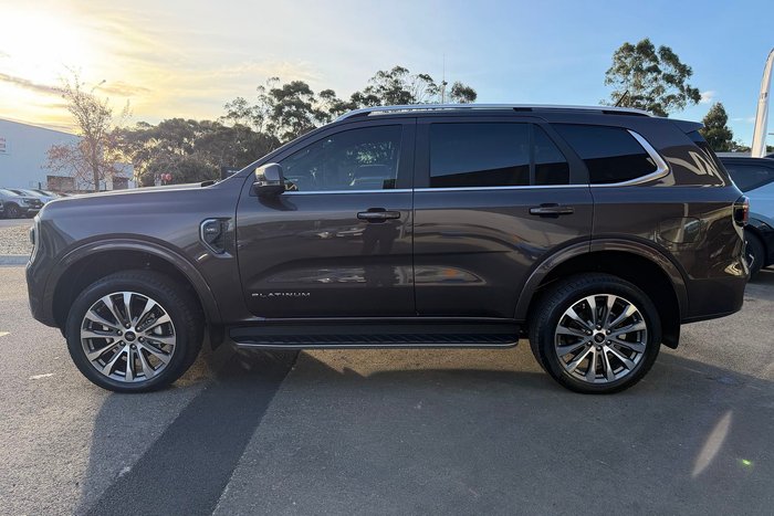 2025 Ford Everest Platinum