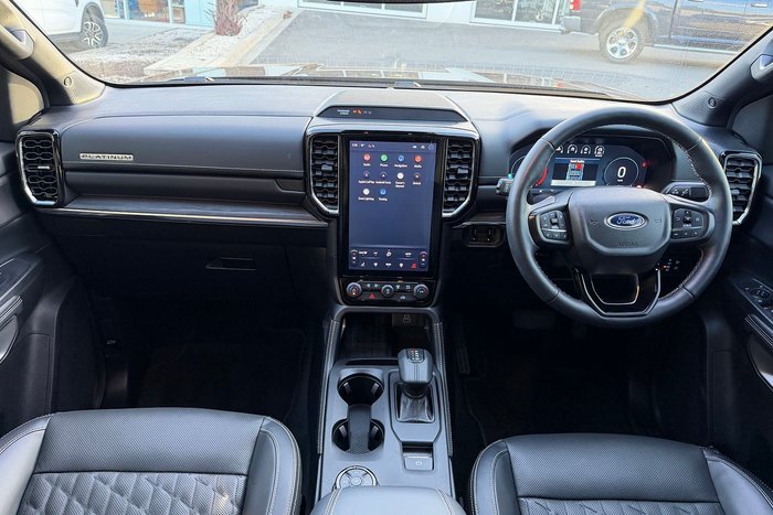 2025 Ford Everest Platinum
