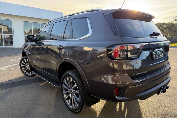2025 Ford Everest Platinum