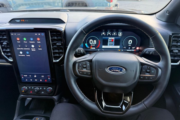 2025 Ford Everest Platinum