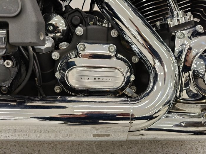 2011 Harley-davidson FLHRC ROAD KING CLASSIC Maroon