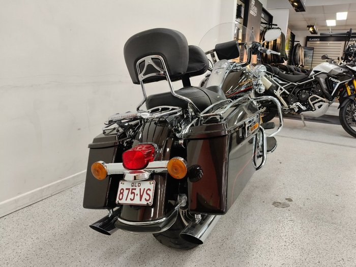 2011 Harley-davidson FLHRC ROAD KING CLASSIC Maroon