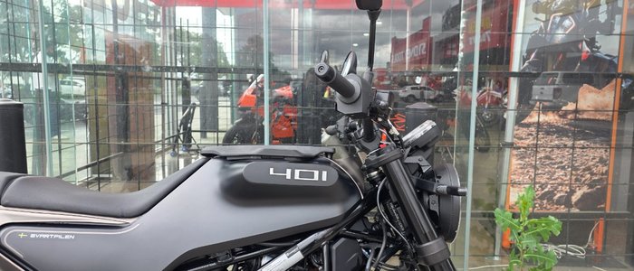 2022 HUSQVARNA SVARTPILEN 401 GREY