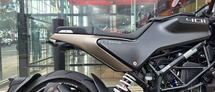 2022 HUSQVARNA SVARTPILEN 401 GREY