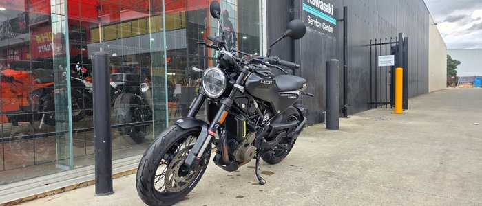 2022 HUSQVARNA SVARTPILEN 401 GREY